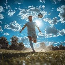 🚨 本·雅各布斯和亚历克斯·克鲁克今晚报道称，鲁本·阿莫里姆在曼联的未来存疑。